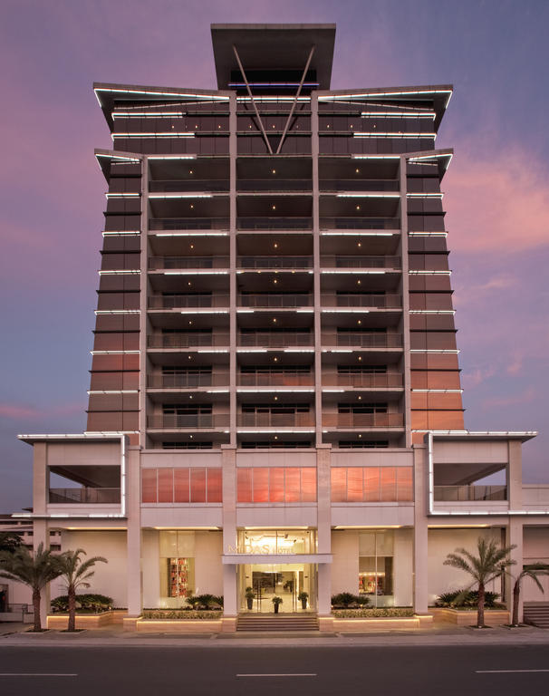Midas Hotel And Casino Пасай Стая снимка